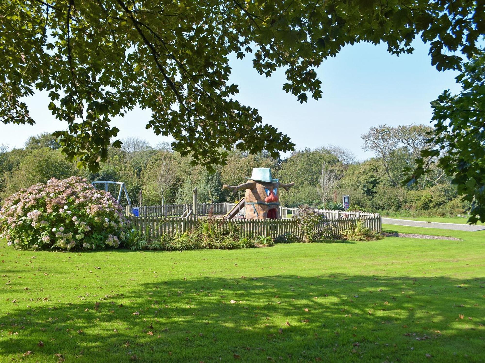 Keepers Nook - Dinas Country Club Βίλα Εξωτερικό φωτογραφία